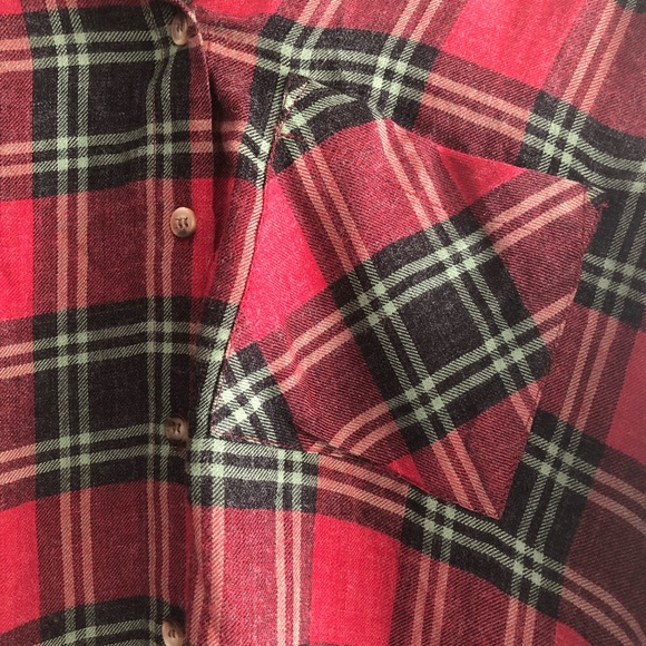 TOPSHOP Plaid Button Down Shirt - Picture 2 of 6